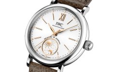 万国是用什么材料做的